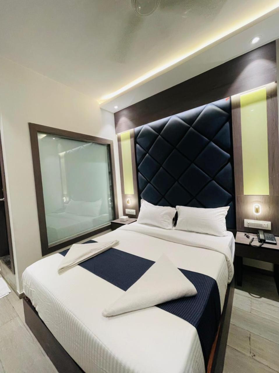 Horizon Inn Near Exhibition Center Мумбаи Экстерьер фото